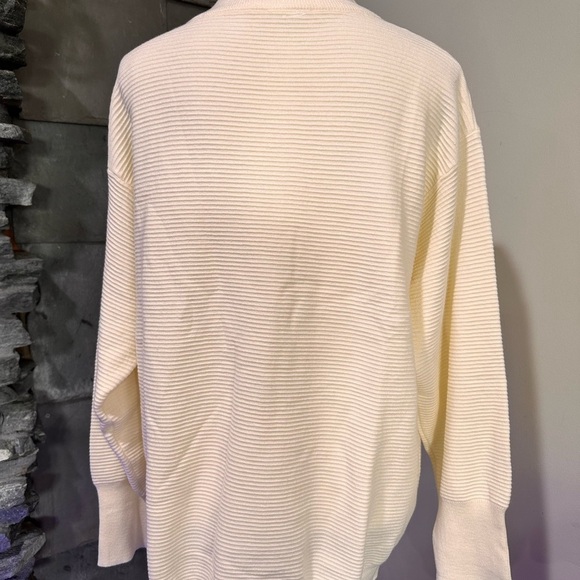Deep Self Cream Sweater - Picture 5 of 6